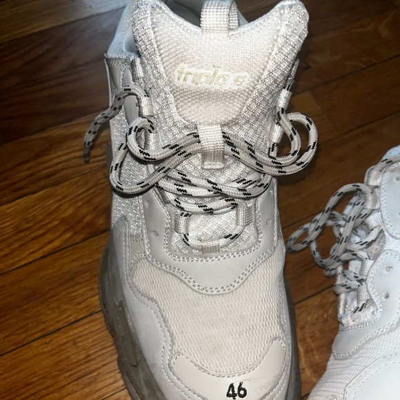 BALENCIAGA TRIPLE S clear sole sneaker - Picture 12 of 15
